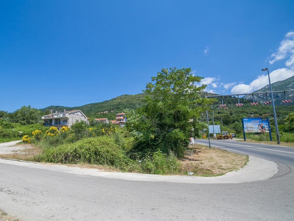 Apartments Urban Wild Котор Екстер'єр фото
